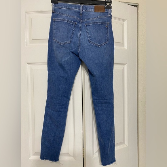 Madewell Blue Distressed Women's skinny jeans size 26 - Picture 2 of 10